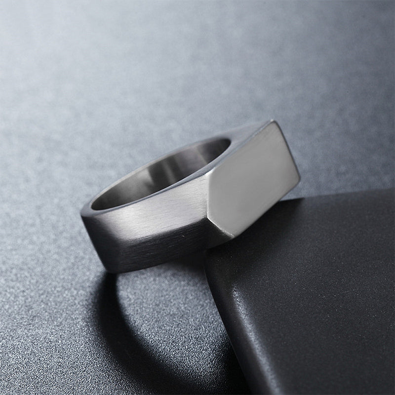 Geometric Irregular Ring